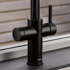 Blanco Catris Flexo Filter-Ready Semi-Pro Pull-Down Dual-Spray Kitchen Faucet, Matte Black, 1.5 GPM, Brass, 442992