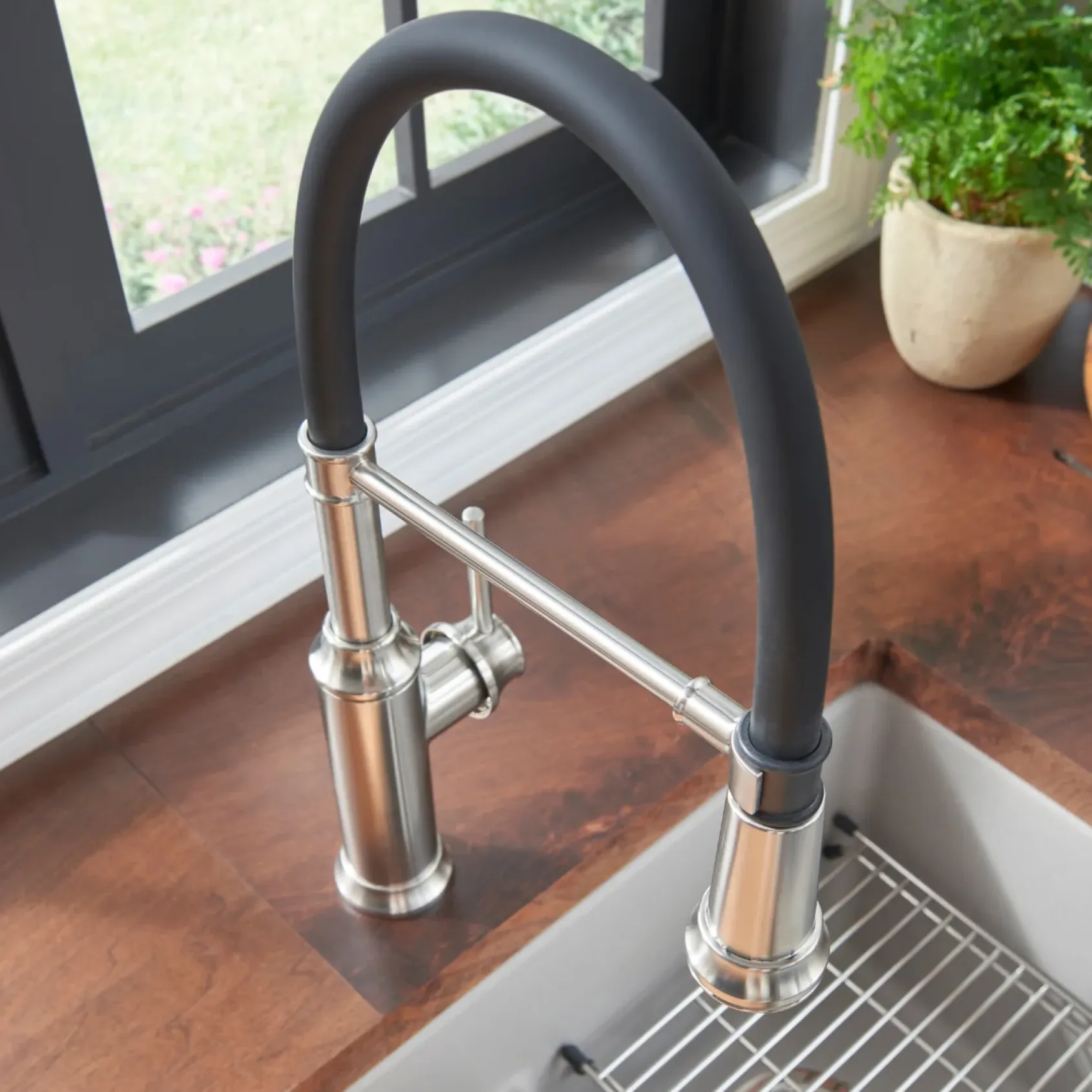 Blanco Empressa 1.5 GPM Brass Kitchen Faucet, Semi-Pro, Stainless, 442509