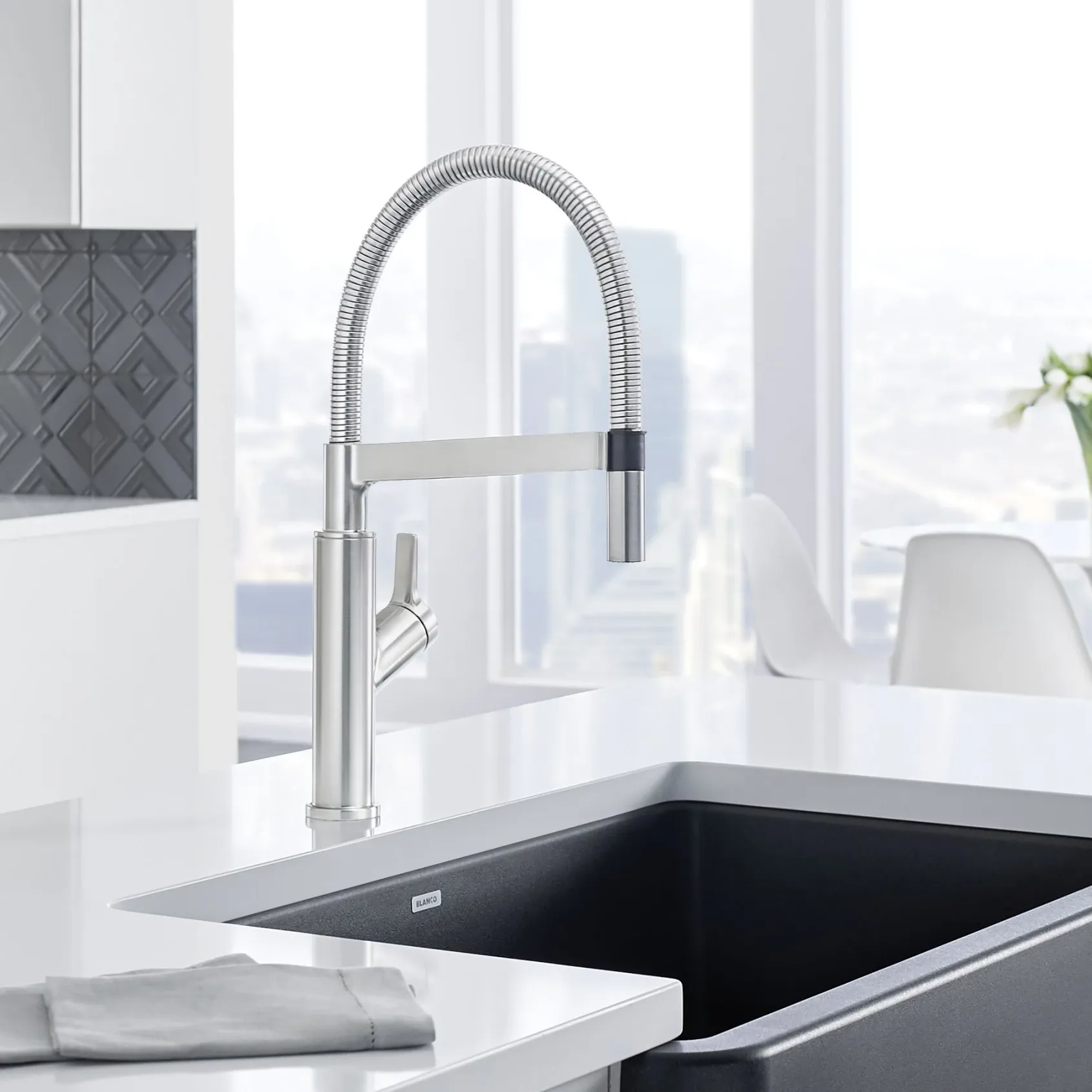 Blanco Solenta 1.5 GPM Brass Kitchen Faucet, Semi-Pro, Stainless, 401991