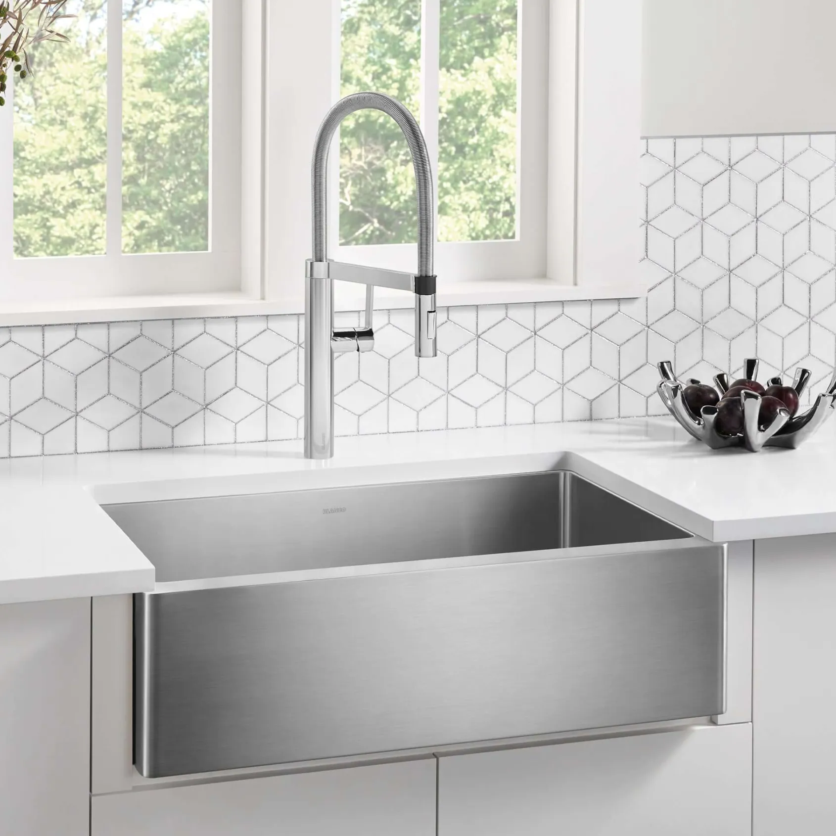 Blanco Quatrus 32" Stainless Steel Farmhouse Sink, 18 Gauge, Satin Polish, 522213