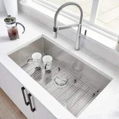 Blanco Quatrus 32" Undermount Stainless Steel Kitchen Sink, Satin Polish, 18 Gauge, No Faucet Hole, 443052