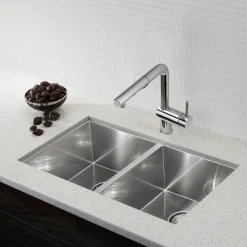 Blanco Quatrus 32" Undermount Stainless Steel Kitchen Sink, 50/50 Double Bowl, Satin Polish, 18 Gauge, No Faucet Hole, 443053