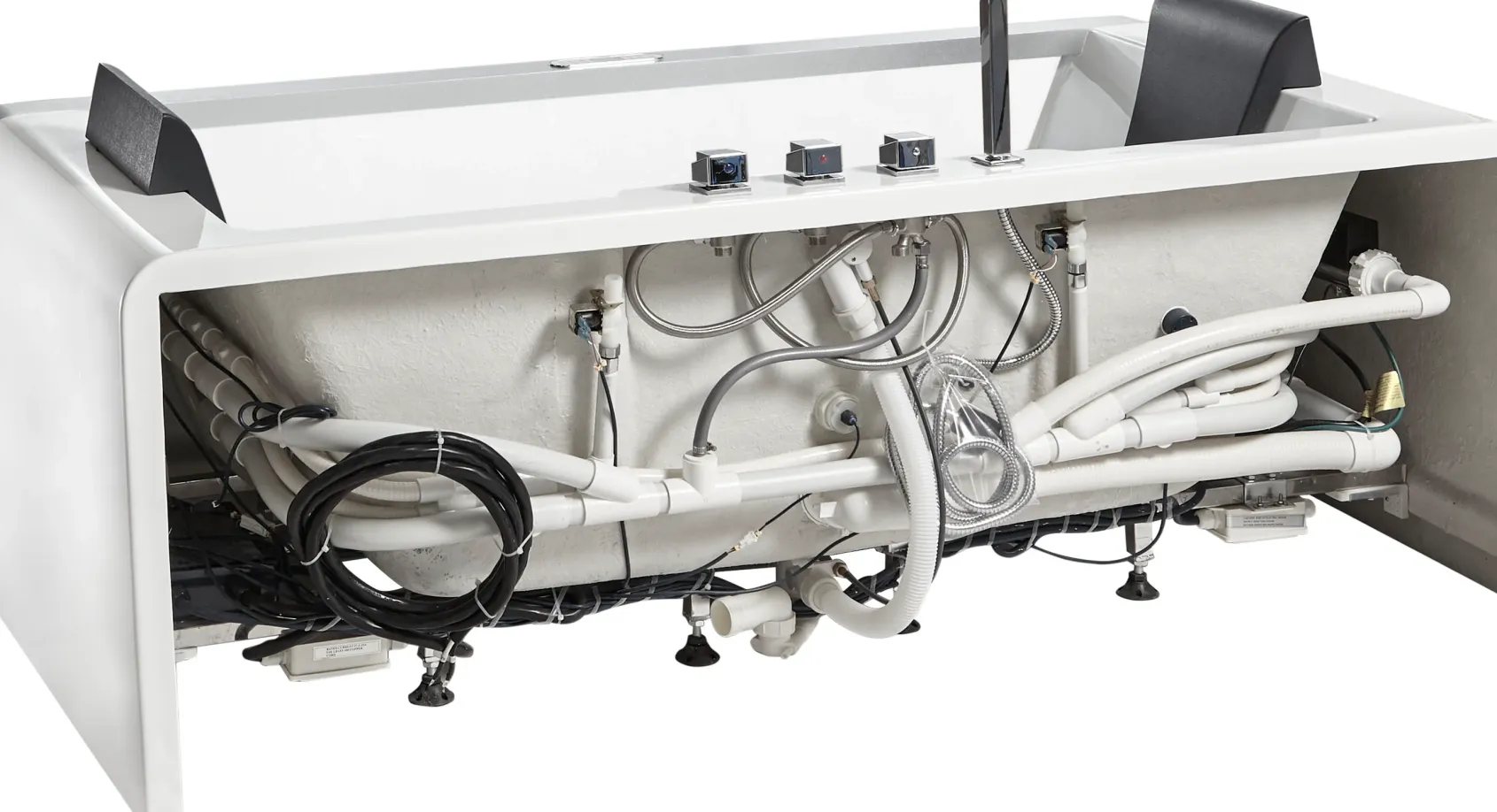Eago 71" Acrylic Corner Rectangle Bathtub, White, AM196ETL