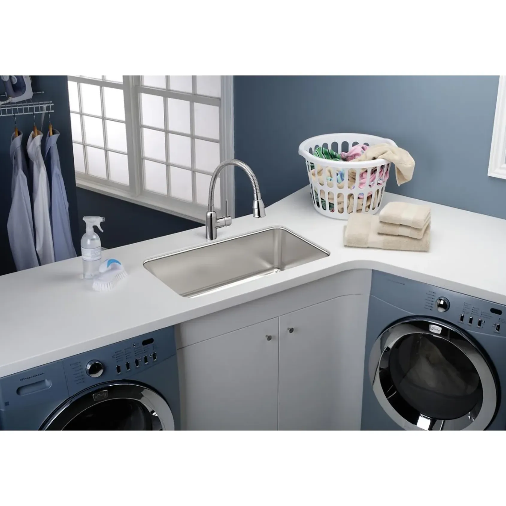Elkay Lustertone Classic 24" Stainless Steel Kitchen Sink, 18 Gauge, Lustrous Satin, ELUH211512
