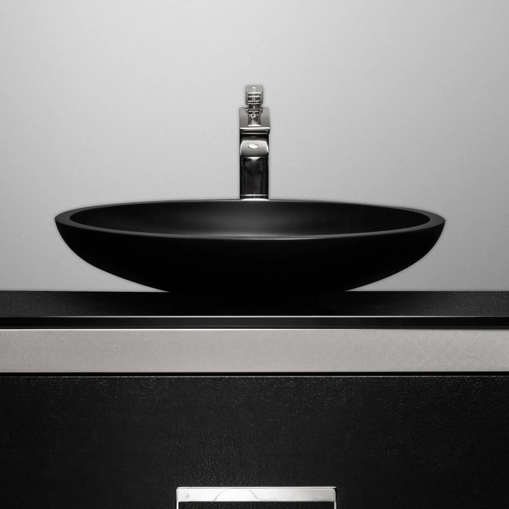 MaestroBath 16" Vetro Cigno Max Vessel ADA Oval Bathroom Sink, Black, Resin and Glass, Matt Black, VET-CIM-BLK
