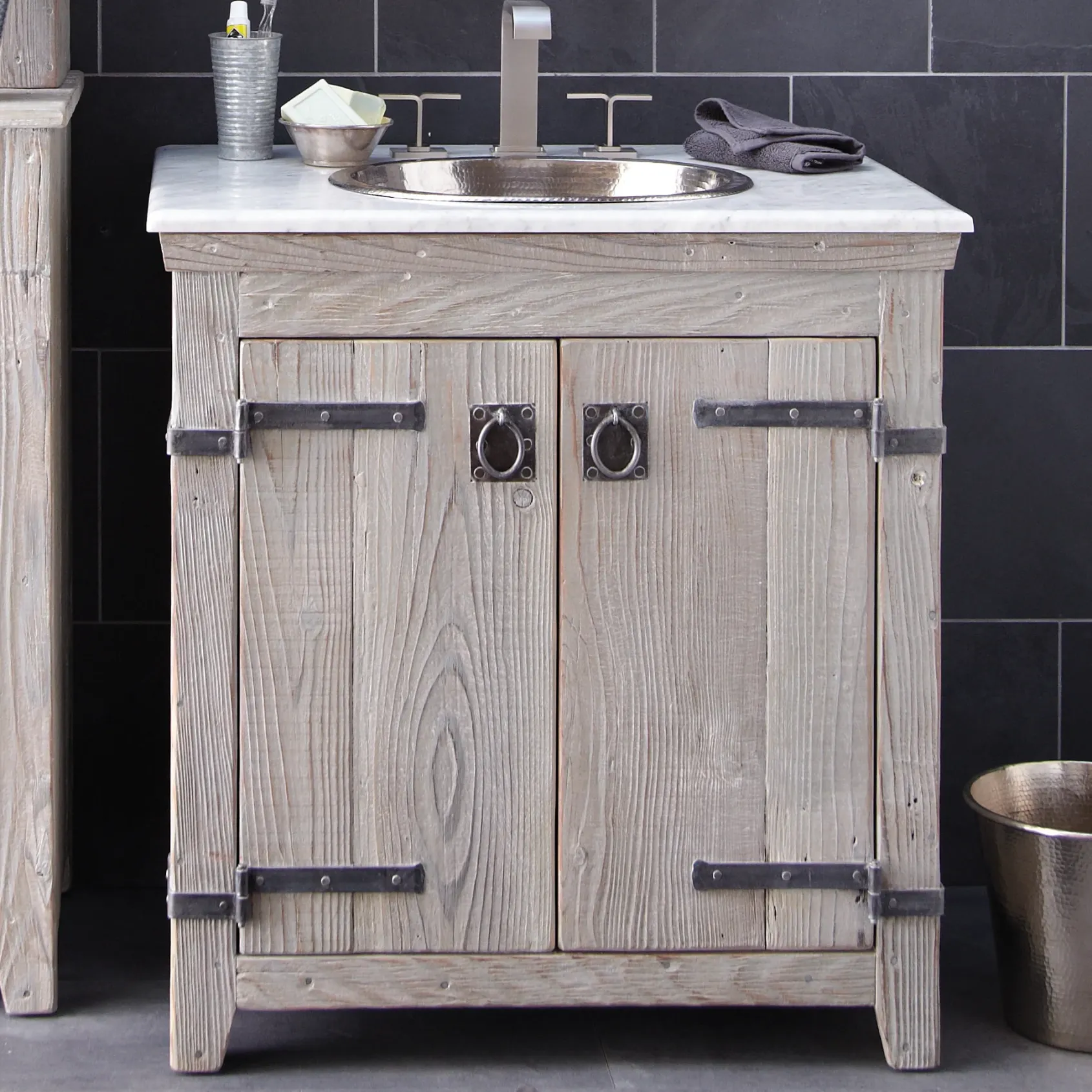 Native Trails 30" Americana Freestanding Vanity Base in Driftwood, VNB309