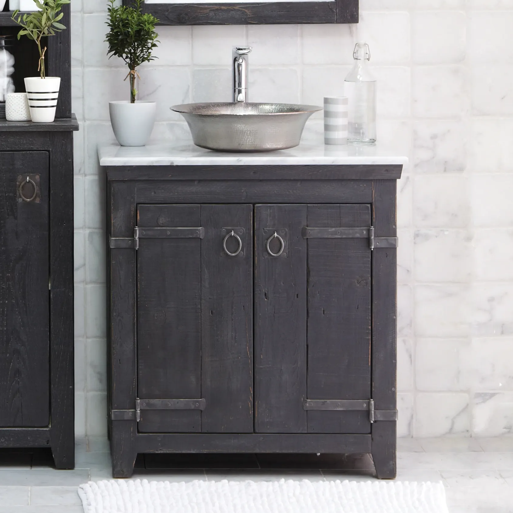 Native Trails 30" Americana Freestanding Vanity Base in Anvil, VNB308