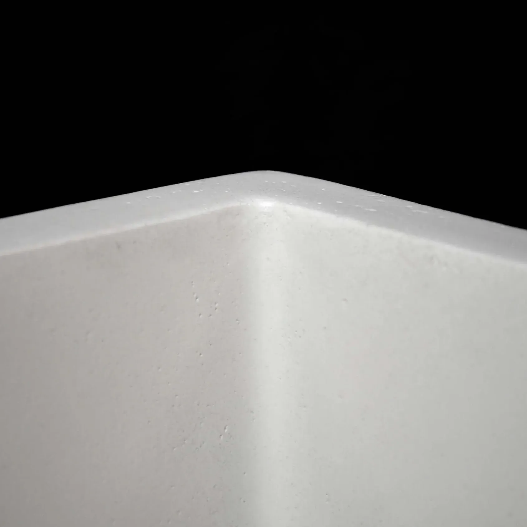 Native Trails Farmhouse Double Bowl 33" NativeStone Concrete Farmhouse Sink, 60/40 Double Bowl, Pearl, NSKD3321-P