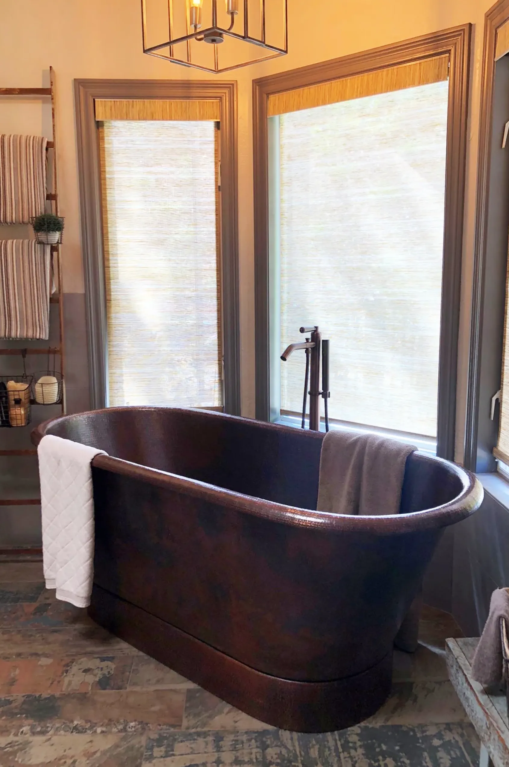 Premier Copper Products 72" Hammered Copper Modern Style Bathtub, BTM72DB