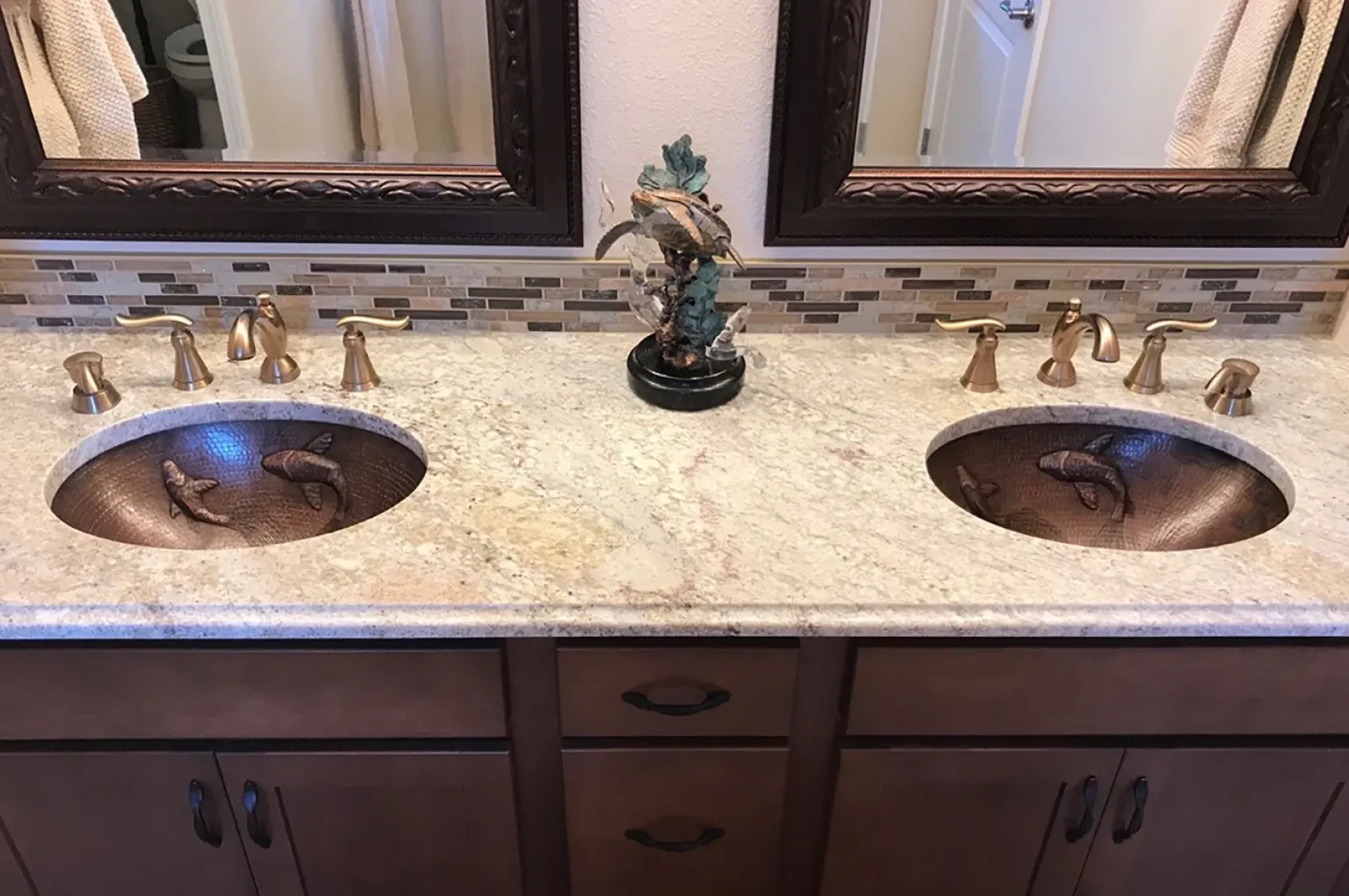 Premier Copper Products 19" Oval Copper Bathroom Sink, Oil Rubbed Bronze, LO19FKOIDB