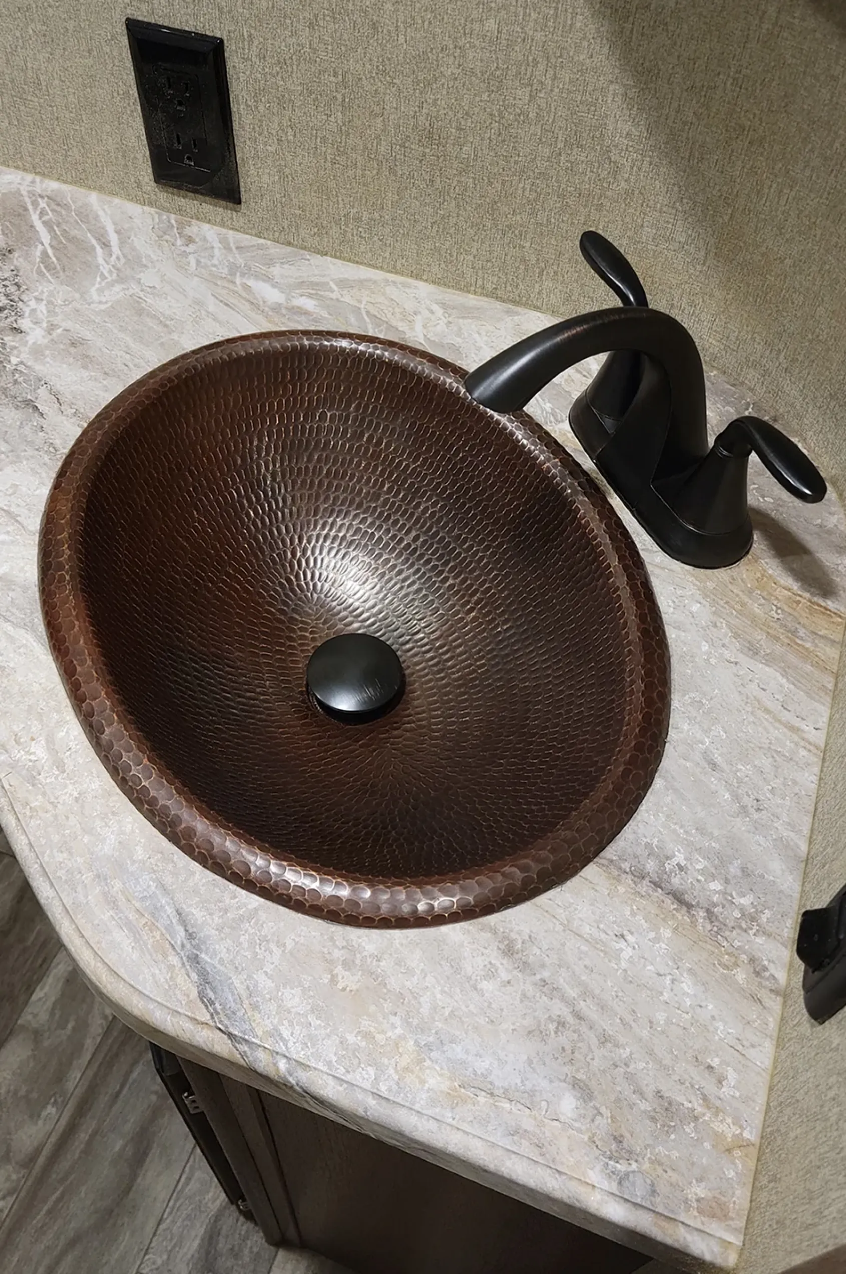 Premier Copper Products 17" Oval Copper Bathroom Sink, Oil Rubbed Bronze, LO17RDB