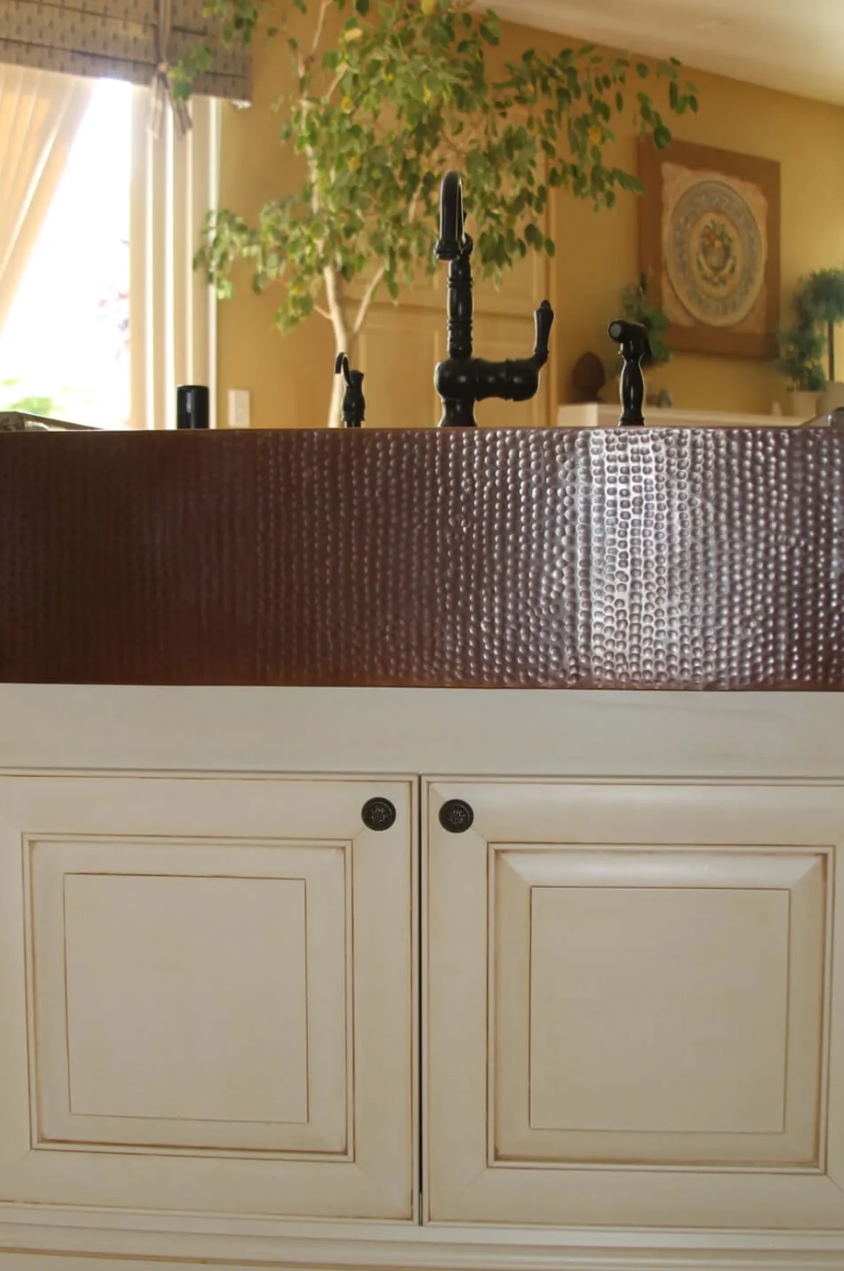 Premier Copper Products 33" Copper Farmhouse Sink, Oil Rubbed Bronze, KASDB33229