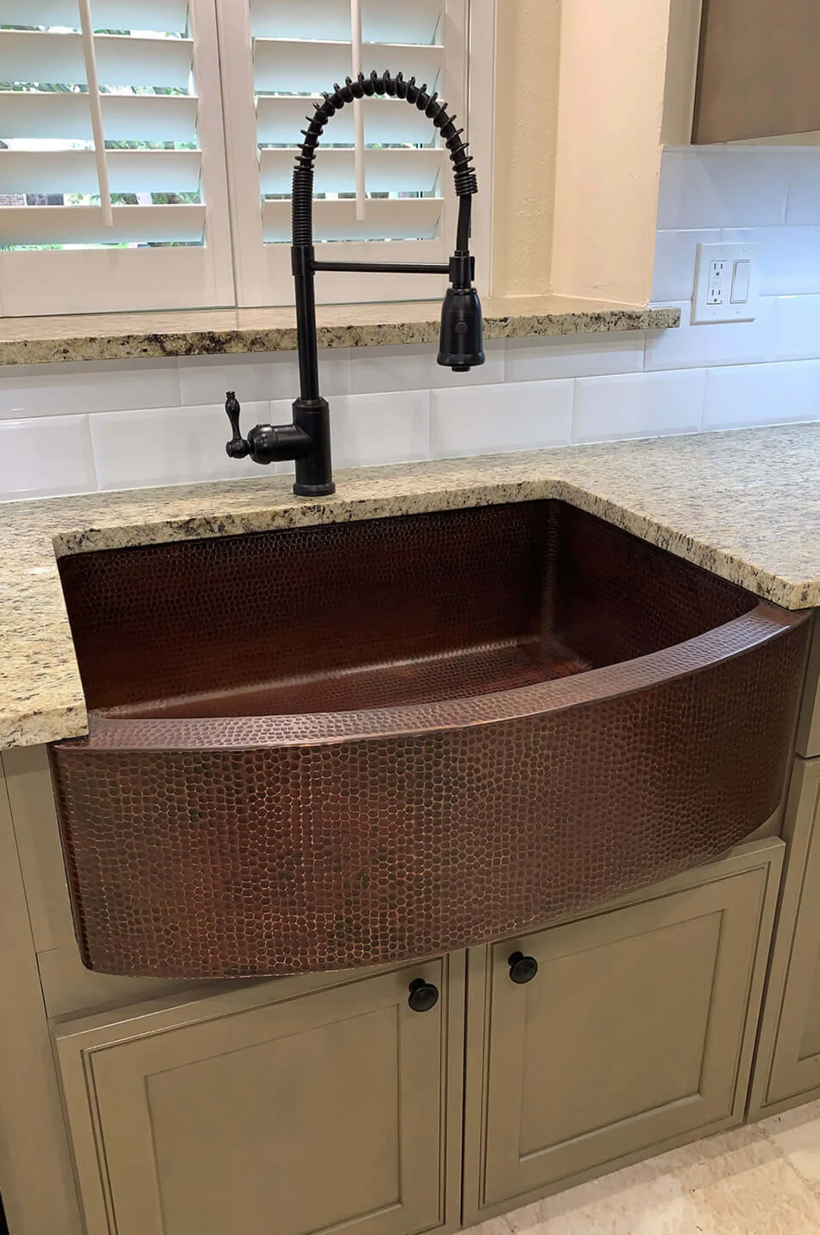 Premier Copper Products 30" Copper Farmhouse Sink, Oil Rubbed Bronze, KASRDB30249