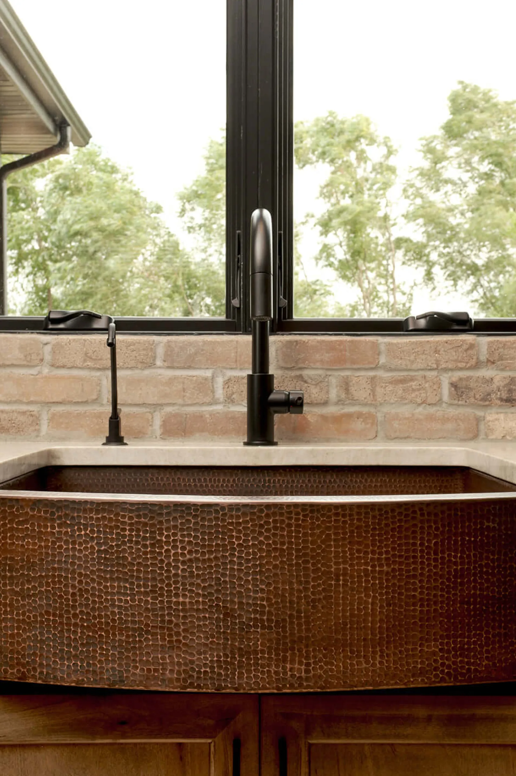 Premier Copper Products 30" Copper Farmhouse Sink, Oil Rubbed Bronze, KASRDB30249
