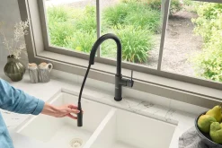 Ruvati Isola Pull Down Kitchen Faucet, Matte Black, Single Handle, RVF1248MB