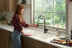 Ruvati Seneca Pull Down Kitchen Faucet, Matte Black, Single Lever, RVF1243MB
