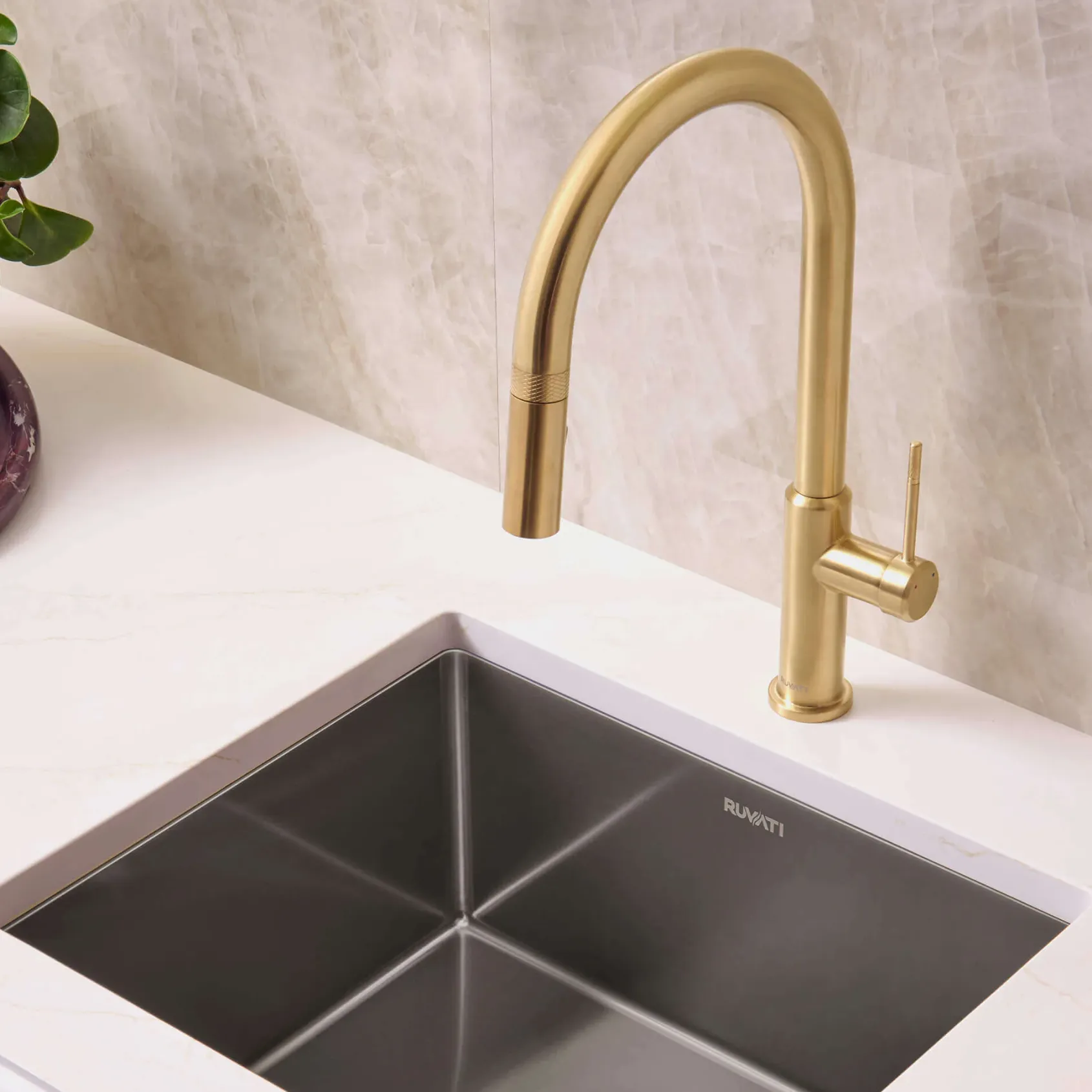 Ruvati Vestia Pull Down Kitchen Faucet, Brushed Gold, Single Lever, RVF1237SG